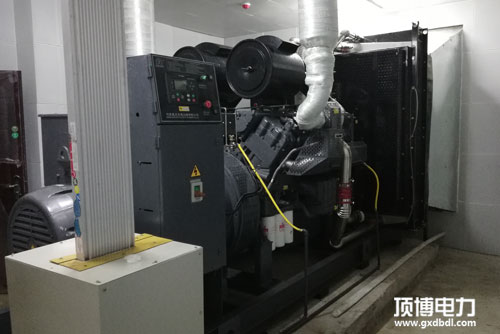 保護(hù)柴油發(fā)電機(jī)組廢氣渦輪增壓器，起動運(yùn)行操作應(yīng)注意問題